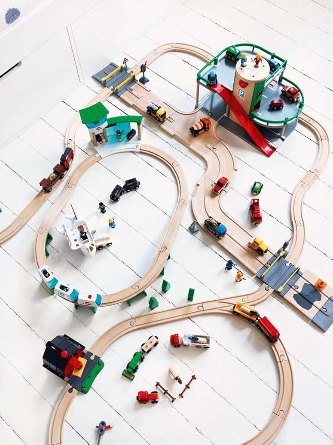 BRIO World 33204 Parking Garage - Ultimate Toy Train Accessory | Interactive Play | Compatible with All BRIO Train Sets | FSC Certified Wood Material | Ideal for Kids Age 3 and Up