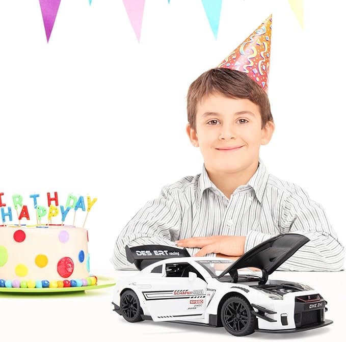 BDTCTK 1/24 Scale Compatible for Nissan GTR Model Car Toy, Zinc Alloy Pull Back Toy car with Sound and Light for Kids Boy Girl Gift (White)