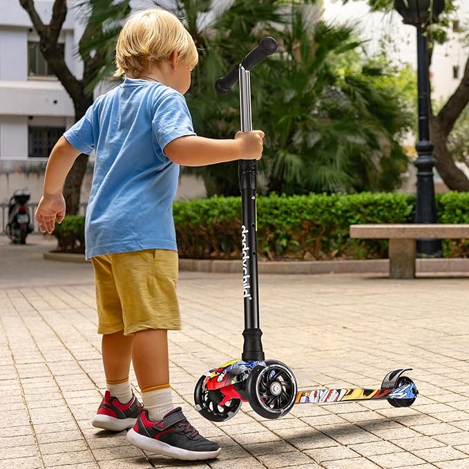 Kids Kick Scooter, 3 Wheeled Scooter for Kids, Child/Toddlers Toy, Adjustable Height, Anti-Slip Deck, Flashing Wheel Lights, for Boys/Girls 3-12 Year Old