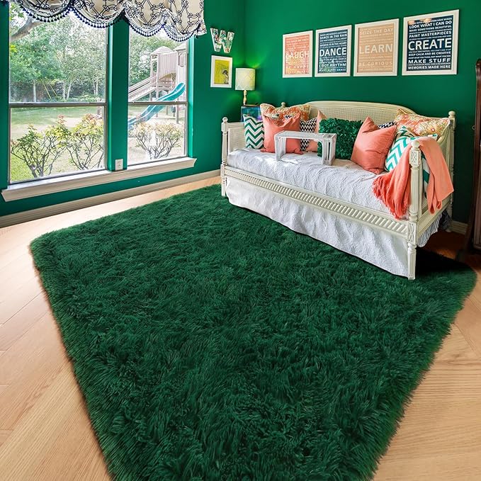 Amdrebio Dark Green Area Rugs for Bedroom Aesthetic, Fluffy Rug for Living Room, Soft Bedside Rugs 4x6 for Kids Room, Teen, Women, Shaggy Throw Rug for Dorm Classroom Office Nursery, Deep Green Carpet