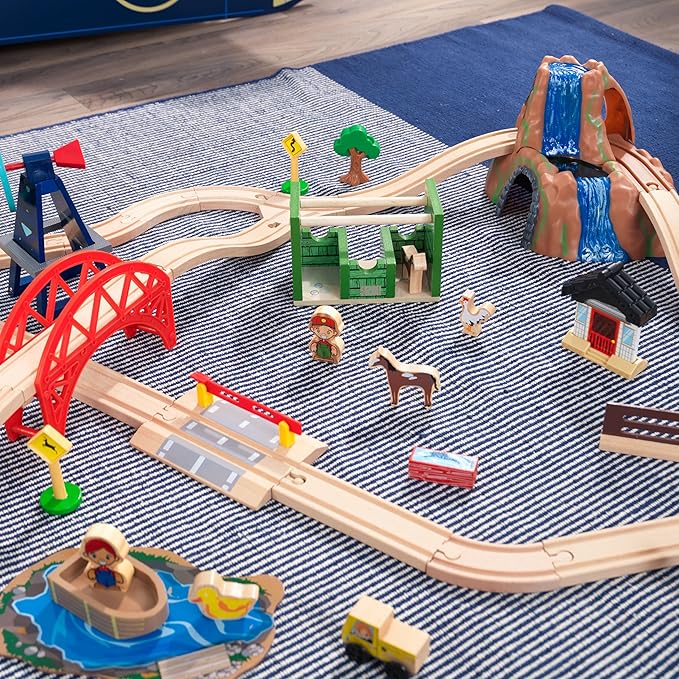 KidKraft Wooden Rural Farm Train Set with 75 Pieces, Children's Toy Vehicle Playset, Gift for Ages 3+