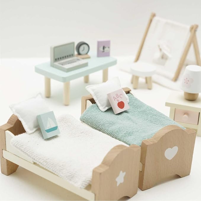 Le Toy Van - SugarPlum Wooden Bedroom Set | Dolls House Accessories Play Set For Dolls Houses | Girls and Boys Doll House Furniture Sets - Suitable For Ages 3+, Daisylane Child Bedroom (ME061)