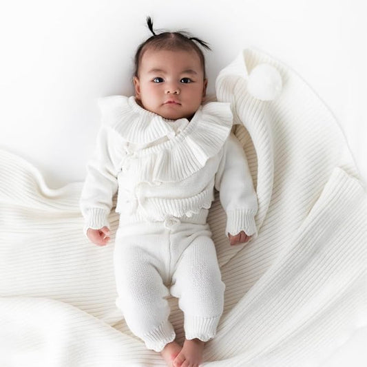 Knitted Newborn Gift Set – 100% Organic Cotton Baby Girl Outfit & Blanket – Soft Coming Home Set (0-3M, 3-6M) – Cozy Infant Set for Daily Wear & Photoshoot – Ropa para Bebé Recién Nacido