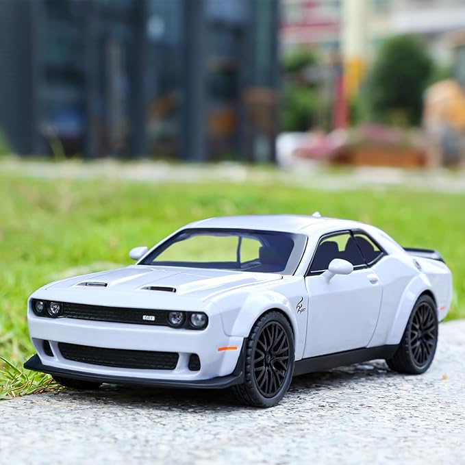 SASBSC Toy Model Car for Kids 1: 32 Scale Challenger Die cast Metel Toy Cars for Pull Back Model Car with Sound and Light Toy Birthday Gifts for 3+ Year Old Boys and Kids