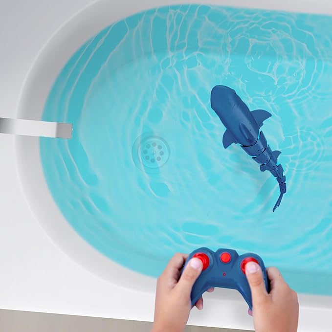 Terra by Battat – Remote Control Shark – Bath & Pool Shark Toy – Water Toys – Electronic Great White – 6 Years + – Great White