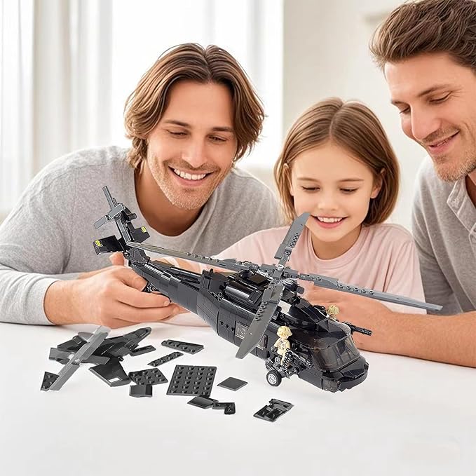 UH60 Black Hawk Helicopter Model, Military Plane Building Block Sets (660 Pieces) for Army Airplane Lovers, Kids (8+Years) and Adults