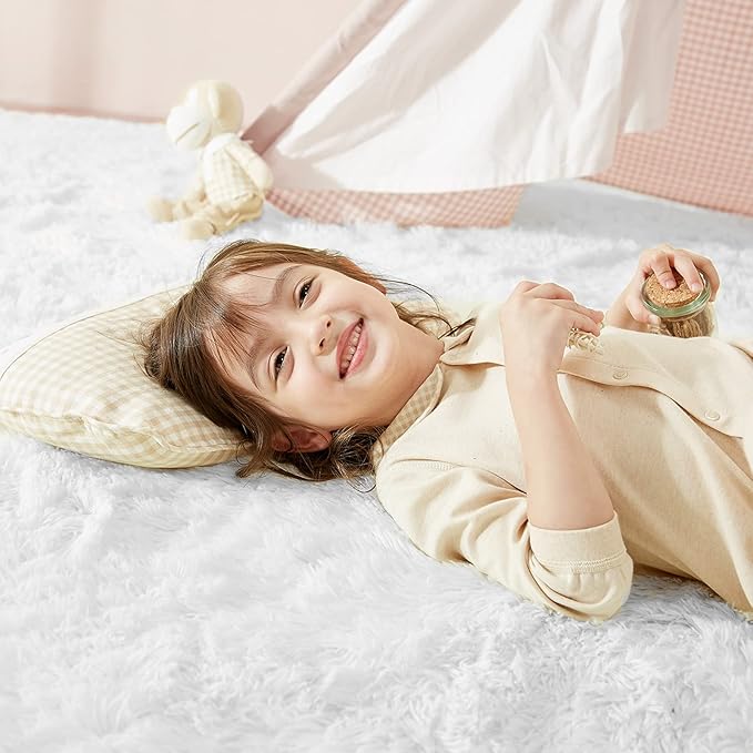 Ophanie White Area Rugs for Bedroom Fluffy, 4x6 Fuzzy Shag Plush Soft Shaggy Bedside Cream Rug, Ivory Living Room Carpet for Girls Kids Baby Teen Dorm Home Decor Aesthetic, Nursery