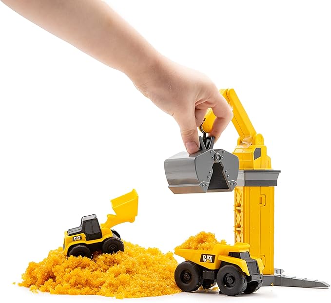 CAT Construction Toys Little Machines Ground Crew Playset with Insta-Dirt - Sensory Toys for Kids Ages 3 and Up - 15X Fast-Growing Dirt Compound & 2 Vehicles - Ideal Gift for Boys & Girls