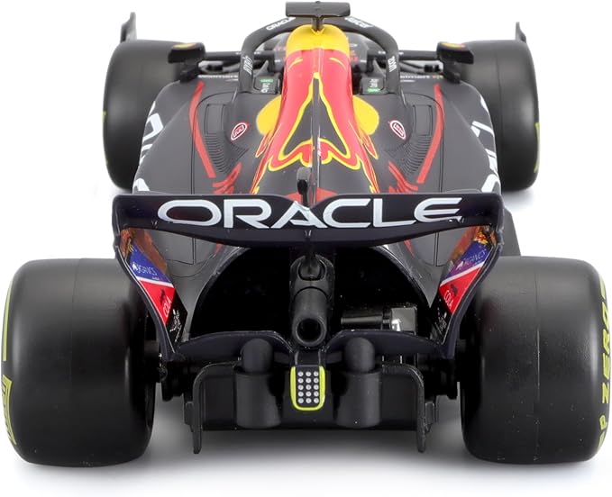 Maisto Tech R/C F1 Red Bull Racing RB18 (2023): 1:24 Scale Remote Control Car, Faithful Formula 1 Car, 2.4 GHz, Pistol Grip Control, 23 cm, Black (582356)