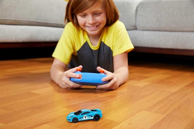 Hot Wheels Toy Car, RC C8 Corvette in 1:64 Scale, Remote-Control Vehicle with Controller & USB Cable, Works On & Off Track