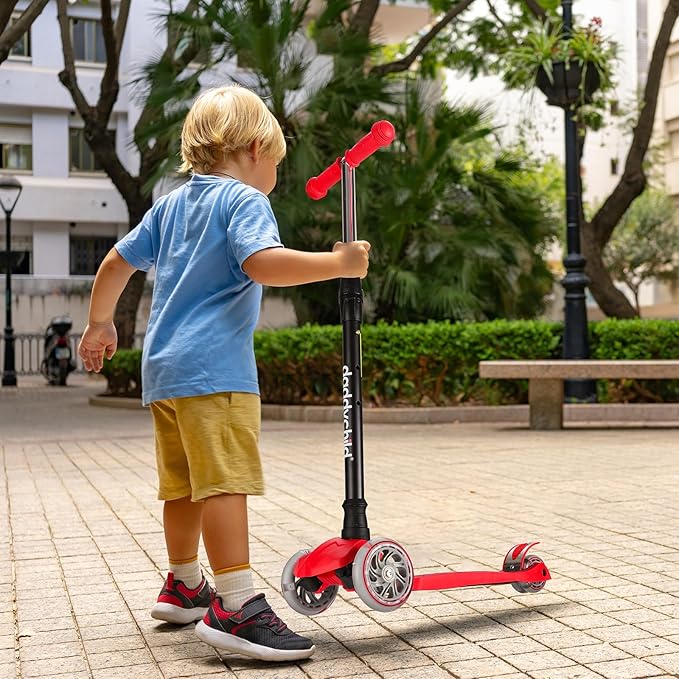 Kids Kick Scooter, 3 Wheeled Scooter for Kids, Child/Toddlers Toy, Adjustable Height, Anti-Slip Deck, Flashing Wheel Lights, for Boys/Girls 3-12 Year Old