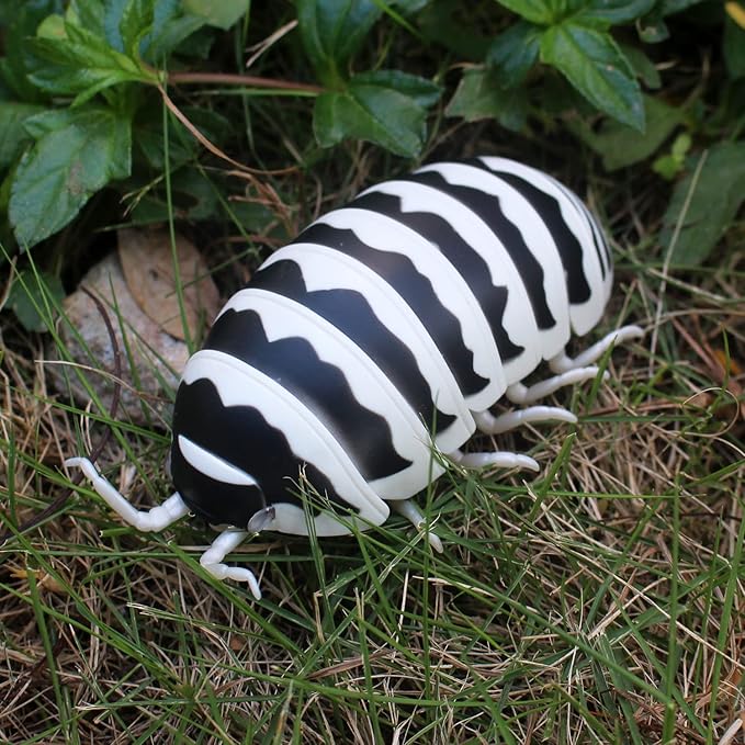 Tipmant RC Bug Remote Control Worm Realistic Pillbug Electronic Animal Prank Toy Insect Car Vehicle Kids Birthday Gifts (Black & White)