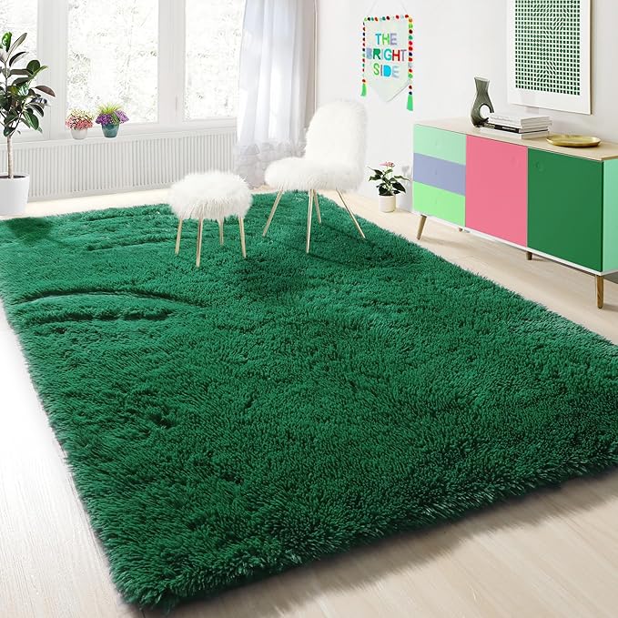 PAGISOFE Dark Green Area Rug for Bedroom, Living Room Aesthetic, Soft Shaggy Fluffy Rugs for Boys Room Kids Nursery Playroom, Plush Indoor Floor Emerald Green Rug Shag Cool Carpet, 4x6 Rug