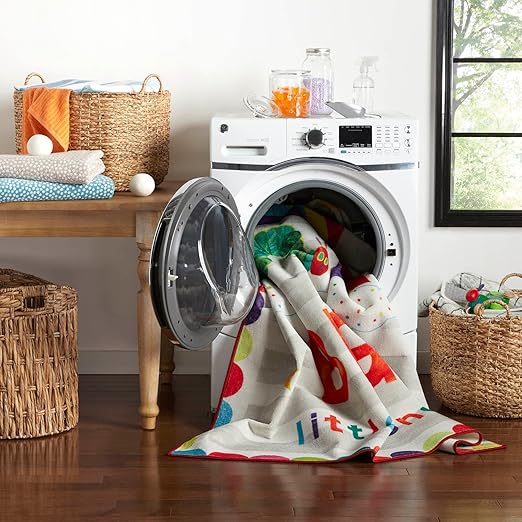 Eric Carle "The Very Hungry Caterpillar Elementary Dream Big Little One Kids Machine Washable Area Rug, White/Grey, 4'11"x6'6"