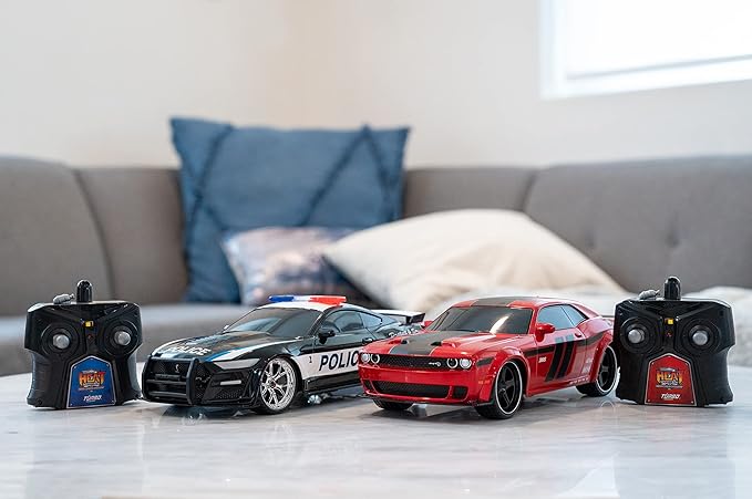 JADA Toys Hyperchargers 1:16 2020 Ford Mustang Shelby GT500 & 2019 Dodge Challenger SRT Remote Control Car, Toys for Kids and Adults