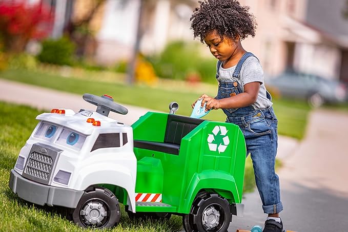 Kid Trax Real Rigs Toddler Recycling Truck Interactive Ride On Toy, Kids Ages 1.5-4 Years, 6 Volt Battery and Charger, Sound Effects, 9 Recycling Accessories Included,Green