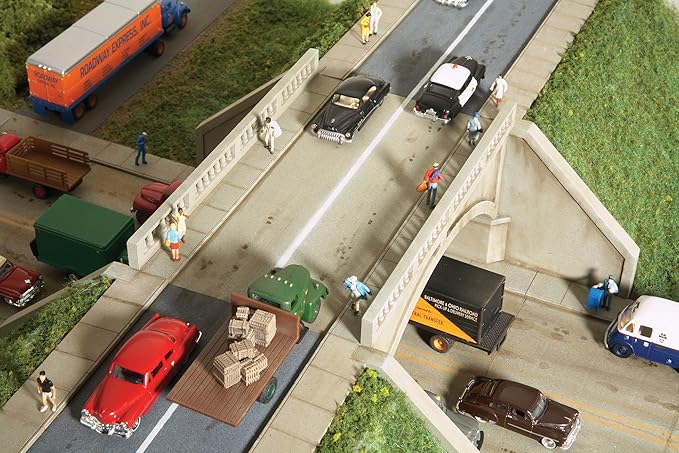 Walthers Cornerstone Series Kit HO Scale Street System- Arched Road Bridge