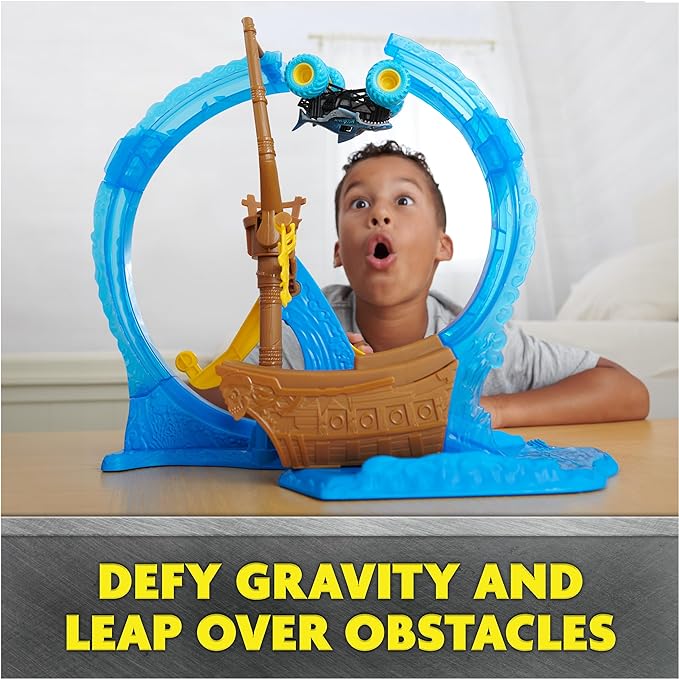 Monster Jam, Megalodon Loop of Doom Stunt Playset with Exclusive 1:64 Scale Die-Cast Monster Truck for Kids Toys for Boys Ages 3 4 5 6 and Up