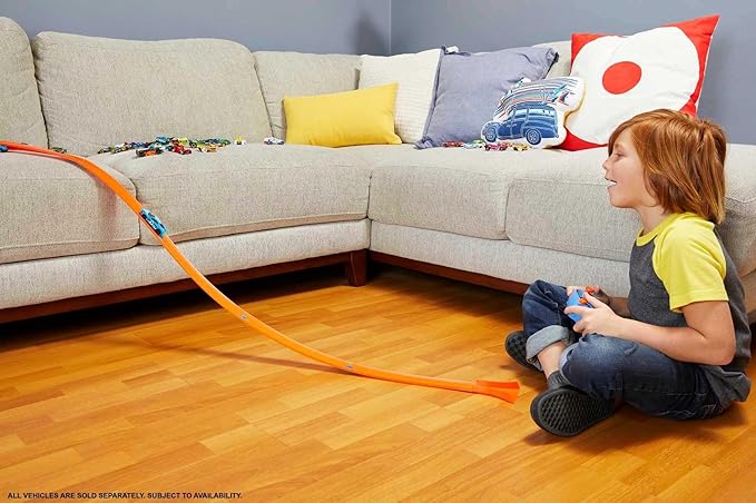 Hot Wheels Toy Car, RC C8 Corvette in 1:64 Scale, Remote-Control Vehicle with Controller & USB Cable, Works On & Off Track