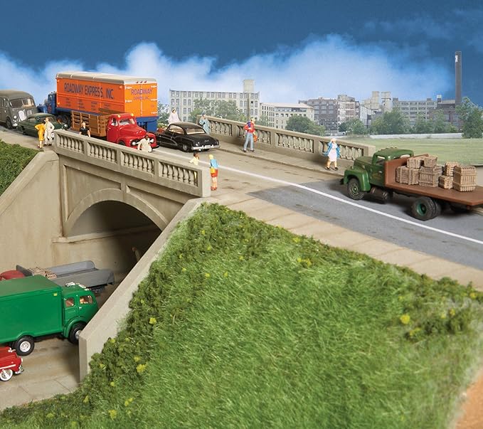 Walthers Cornerstone Series Kit HO Scale Street System- Arched Road Bridge