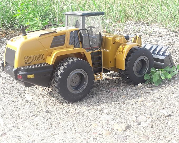 Top Race 10 Channel RC Bulldozer Full Functional Remote Control Front Loader Construction Tractor - Full Metal Toy, 1:14 Scale, Remote Control Construction Vehicles, Can Dig up to 3.5 lbs