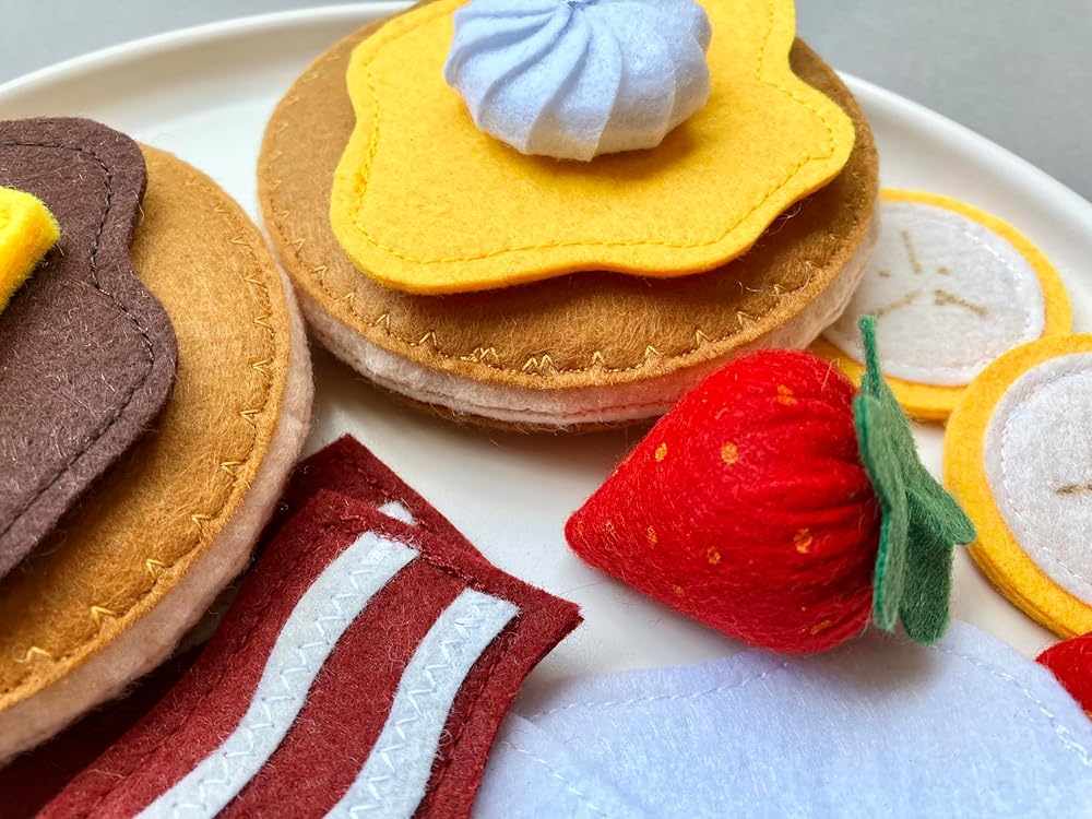 Pancake Breakfast Set/Felt Play Food for Toddlers & Kids/Pretend Play/Montessori Educational Kitchen Toys/Role Play