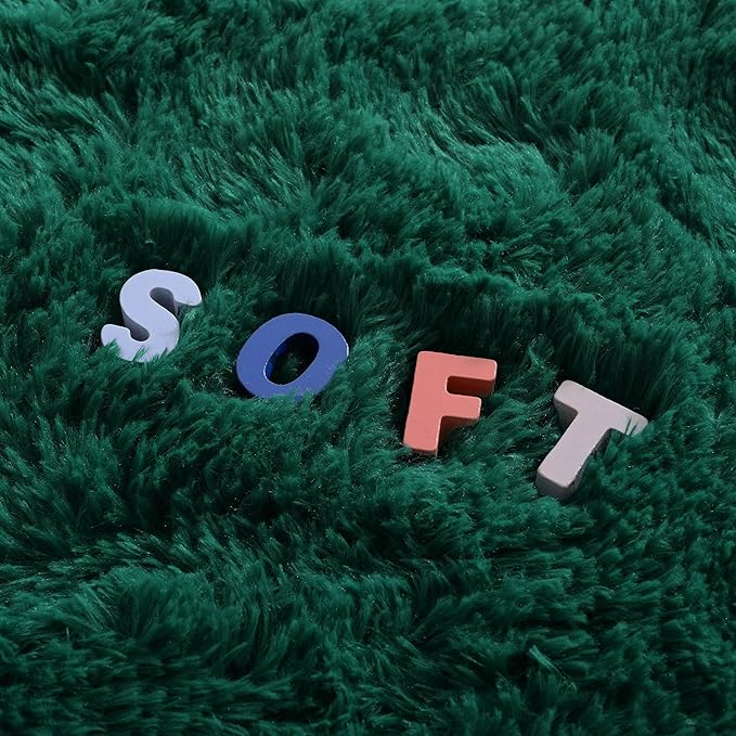 3x5 Dark Green Fluffy Bedside Area Rug Machine Washable, Small Shag Rugs Non Shedding for Living Room, Fluffy Carpet Anti Slip, Kids Playroom, Boy Girl Nursery